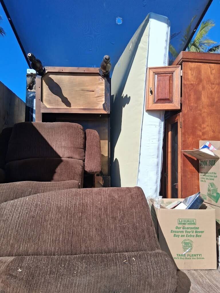 Furniture removal in Irvine, CA